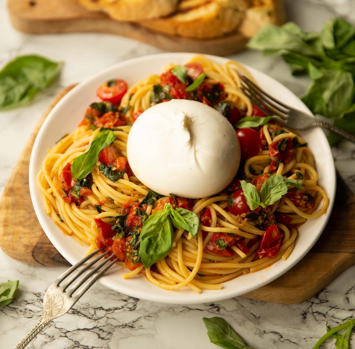Caprese Burrata Pasta with Roasted Tomatoes
