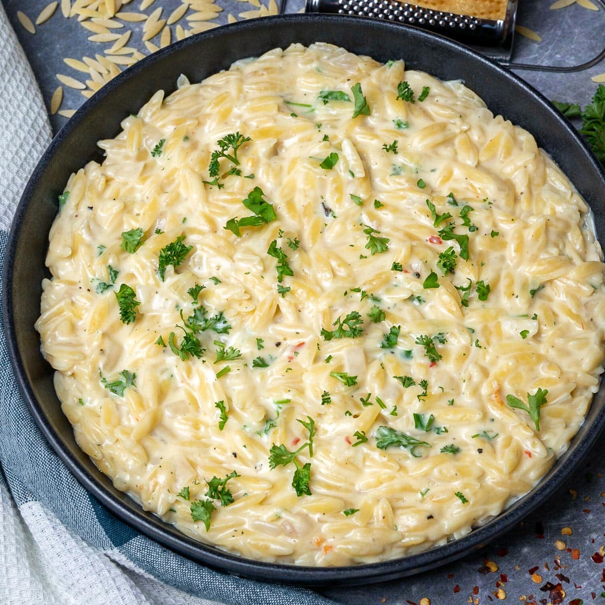 Creamy Garlic Parmesan Orzo: 20-Minute Make-Ahead Side Dish