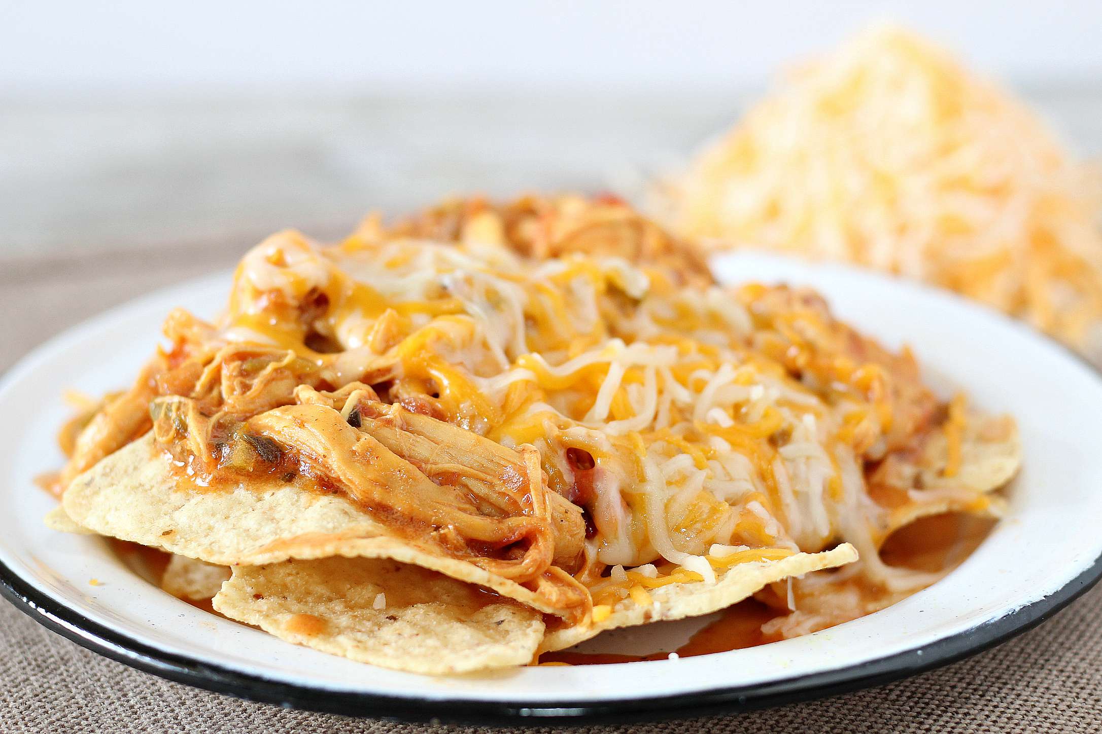 Crockpot Chicken Nachos with Creamy Salsa Con Queso