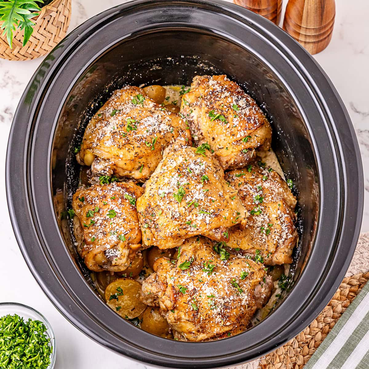 Creamy Garlic Parmesan Chicken Thighs with Tender Potatoes