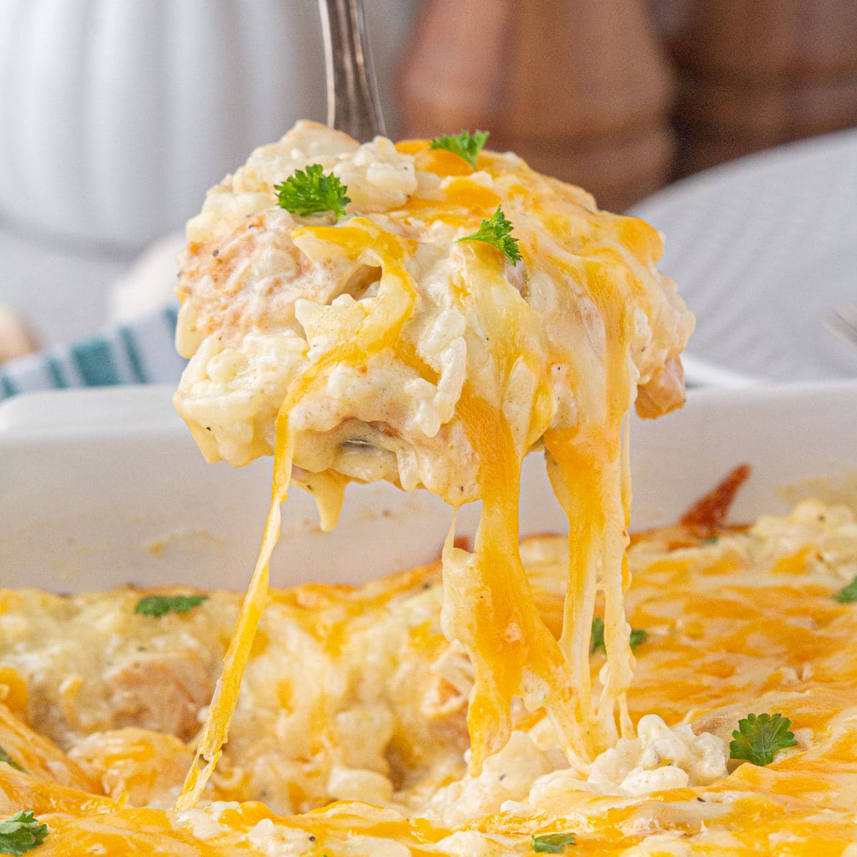 Creamy Angel Chicken and Rice Casserole: A Family Favorite Comfort Dish