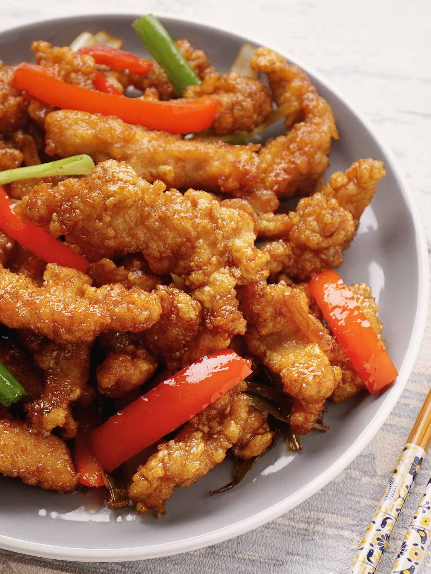 Crispy Shredded Chicken with Sweet, Sour and Savoury Sauce