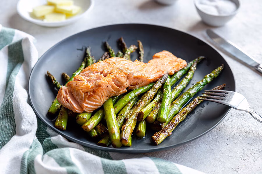 One-Pan Keto Salmon and Asparagus with Butter and Lemon