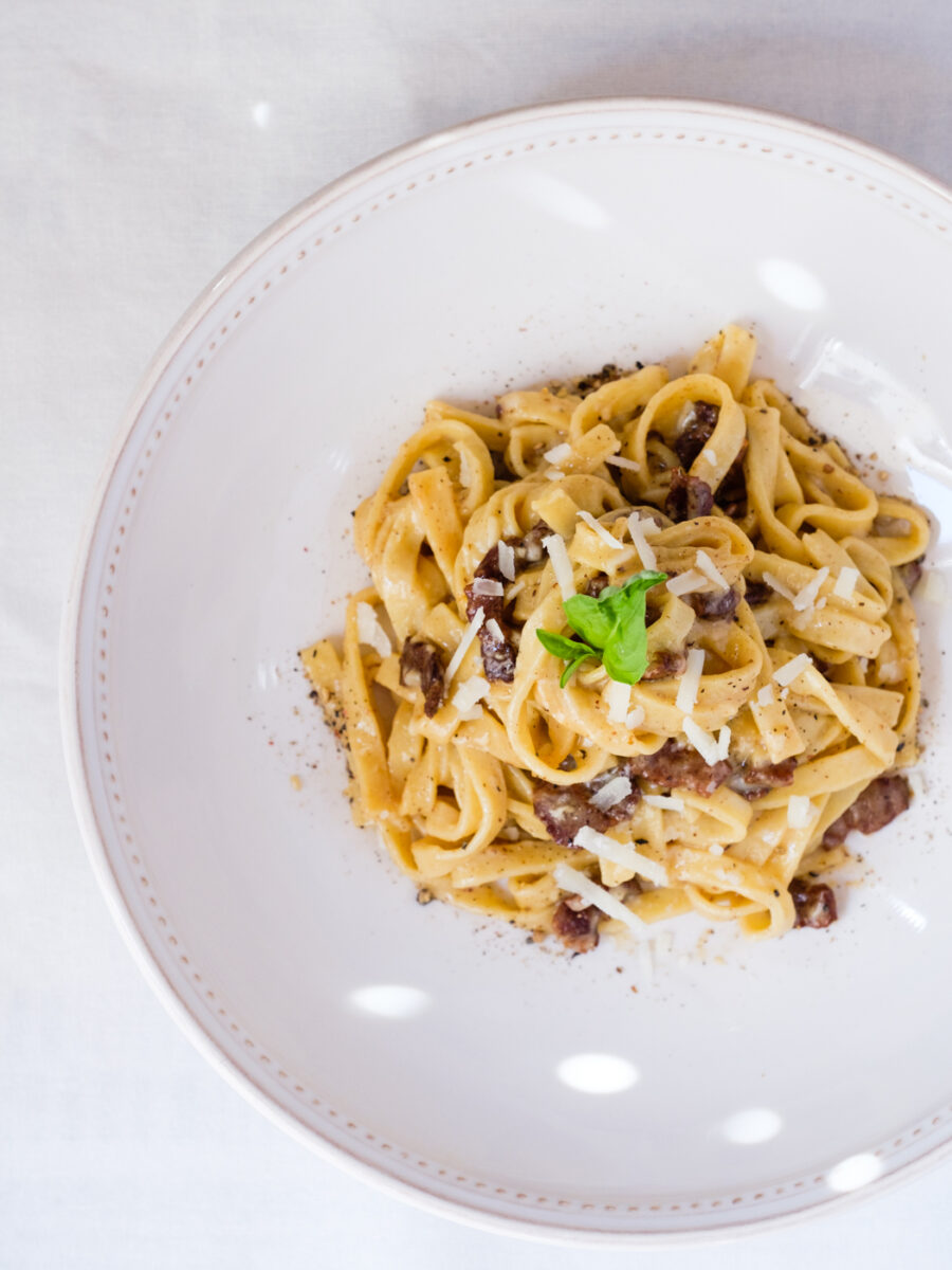 Gluten-Free Pasta Carbonara: Creamy Classic with No Cream